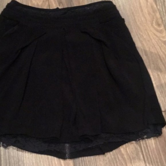 The Kooples - black+blue lace mini skirt, size S - Picture 3 of 7